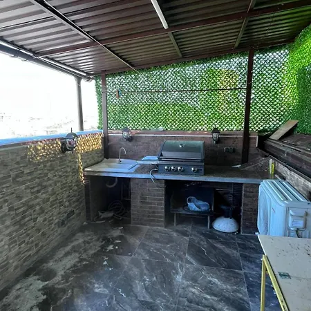 Cucu House Boekarest
